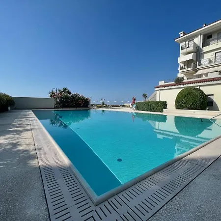 Bagni Miramare - Home Immobiliare Jesolo Exterior photo